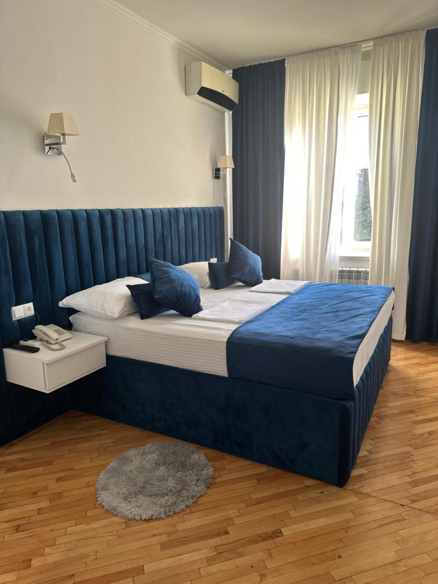 Yereone Hotel Apartment Jereván Kültér fotó